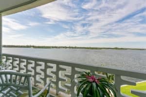 2760 S Ocean Blvd, Palm Beach, FL 33480, Sold 03/02/20
