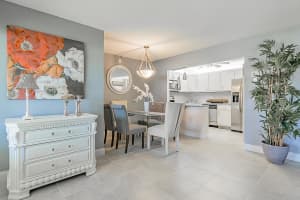 3561 Long Pine Ct, Greenacres, FL 33463, Sold 07/29/20