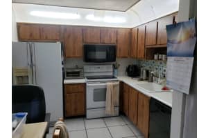 5275 Jog Ln, Delray Beach, FL 33484, Sold 03/05/20