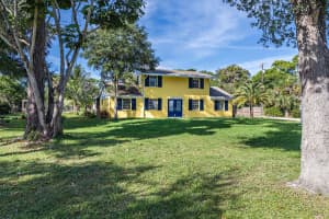 8185 S Elizabeth Ave, Palm Beach Gardens, FL 33418, Sold 02/13/20