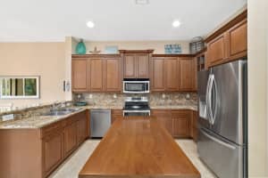 5966 NW 117th Dr, Coral Springs, FL 33076, Sold 01/15/20