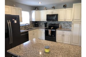 717 US-1, Jupiter, FL 33477, Sold 02/14/20