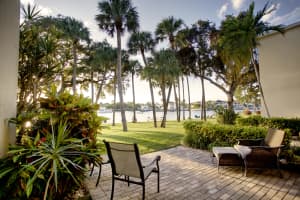 392 Golfview Rd, North Palm Beach, FL 33408, Sold 01/27/20