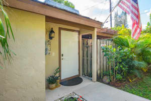 Lake Colony, 4008 Palm Bay Cir, West Palm Beach, FL 33406, Sold 01/29/20