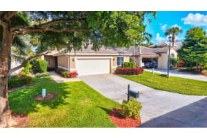 2821 S Hidden Lakes Dr, Delray Beach, FL 33445, Sold 02/26/20