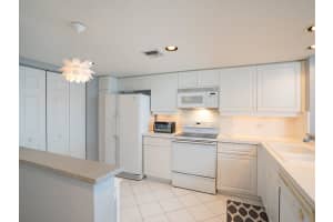 5051 N Hwy A1A, Fort Pierce, FL 34949, Sold 04/08/20