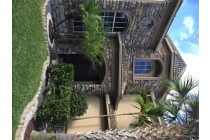 9112 Pineville Dr, Lake Worth, FL 33467, Sold 02/27/20