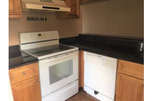 1022 The Pointe Dr, West Palm Beach, FL 33409, Sold 01/10/20