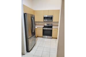 320 W Coral Trace Cir, Delray Beach, FL 33445, Sold 04/06/20