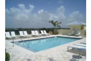 235 NE 1st St, Delray Beach, FL 33444, Sold 01/07/20