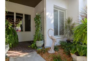 MLS# R10584943, Vero Beach, Florida 32963