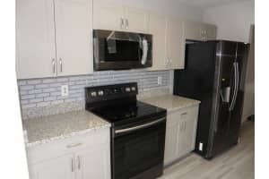 573 SW Tamworth St, Port St. Lucie, FL 34953, Sold 03/27/20