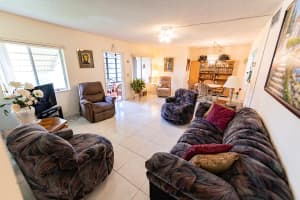 3589 La Aires Ct b1, Greenacres, FL 33463, Sold 01/27/20
