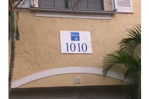 1010 Lake Shore Dr, Lake Park, FL 33403, Sold 01/31/20