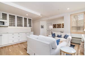 235 Sunrise Ave, Palm Beach, FL 33480, Sold 10/02/20