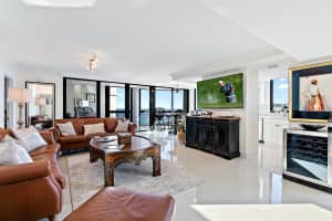 5380 N Ocean Dr, Singer Island, FL 33404, Sold 04/09/20