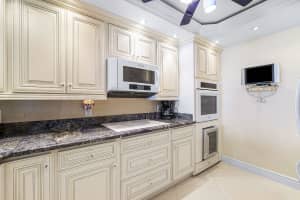 800 SE 20th Ave, Deerfield Beach, FL 33441, Sold 03/27/20