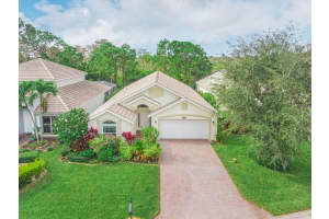 8045 SE Morningwood Pl, Hobe Sound, FL 33455, Sold 06/12/20
