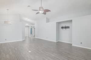 8045 SE Morningwood Pl, Hobe Sound, FL 33455, Sold 06/12/20