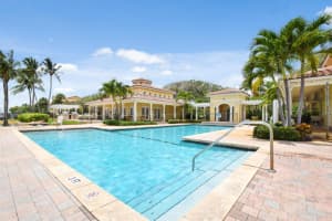 1015 Lake Shore Dr, Lake Park, FL 33403, Sold 12/10/20