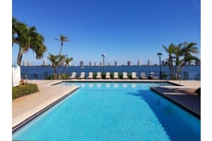 1015 Lake Shore Dr, Lake Park, FL 33403, Sold 12/10/20