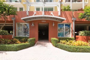 180 NE 4th Ave, Delray Beach, FL 33483, Sold 03/02/20