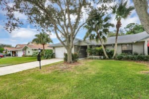 8560 SE Eaglewood Way, Hobe Sound, FL 33455, Sold 04/20/20