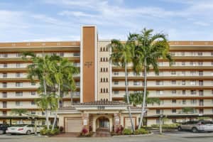 7370 S Oriole Blvd, Delray Beach, FL 33446, Sold 04/01/20