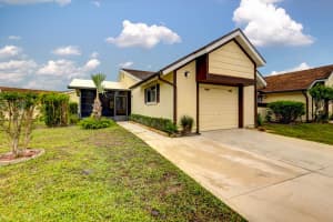 1426 SE Larkwood Cir, Port St. Lucie, FL 34952, Sold 05/05/20