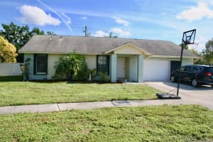 208 Parkwood Dr S, Royal Palm Beach, FL 33411, Sold 02/25/20