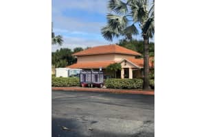 1172 The Pointe Dr, West Palm Beach, FL 33409, Sold 01/31/20