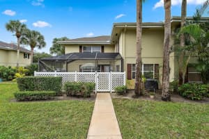 3 Amherst Ct, Royal Palm Beach, FL 33411, Sold 03/27/20