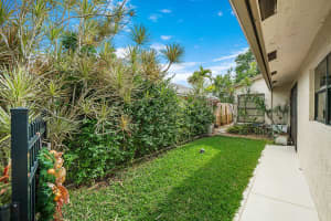 6658 Hollandaire Dr W, Boca Raton, FL 33433, Sold 01/17/20