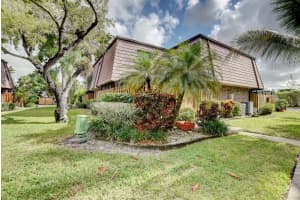 7565 Courtyard Run W, Boca Raton, FL 33433, Sold 03/31/20