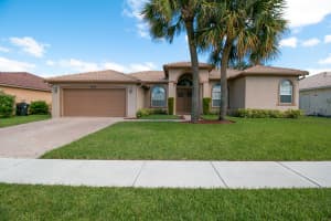 3869 Cypress Lake Dr, Lake Worth, FL 33467, Sold 03/18/20