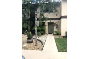 3016 S Oakland Forest Dr, Oakland Park, FL 33309, Sold 03/13/20