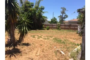 3042 NE Savannah Rd, Jensen Beach, FL 34957, Sold 01/17/20