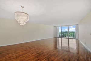 2295 S Ocean Blvd, Palm Beach, FL 33480, Sold 07/10/20