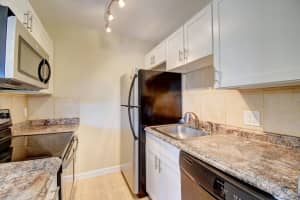 36 N Crossings Cir, Boynton Beach, FL 33435, Sold 06/12/20