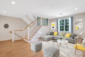 335 Flamingo Dr, West Palm Beach, FL 33401, Sold 09/18/20