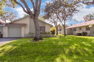4132 Palm Forest Dr S, Delray Beach, FL 33445, Sold 03/13/20