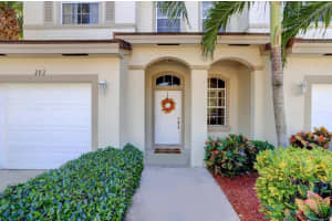 202 Elm Way, Boynton Beach, FL 33426, Sold 06/29/20