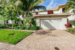 1033 Piccadilly St, Palm Beach Gardens, FL 33418, Sold 07/24/20