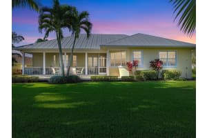 1748 SW Oakwater Point, Palm City, FL 34990, Sold 03/31/20