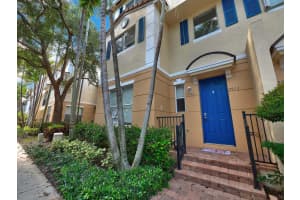 2913 S Greenleaf Cir, Boynton Beach, FL 33426, Sold 02/14/20