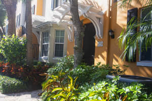 355 E Mallory Cir, Delray Beach, FL 33483, Sold 03/02/21
