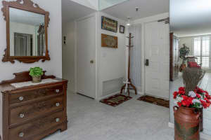 5350 Woodland Lakes Dr, Palm Beach Gardens, FL 33418, Sold 02/18/20
