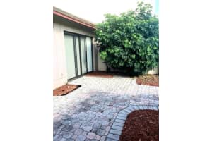 12827 Spinnaker Ln, Wellington, FL 33414, Sold 02/12/20