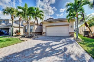 10268 Clubhouse Turn Rd, Lake Worth, FL 33449, Sold 02/13/20