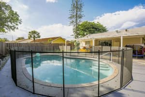 5541 Barnstead Cir, Lake Worth, FL 33463, Sold 03/09/22